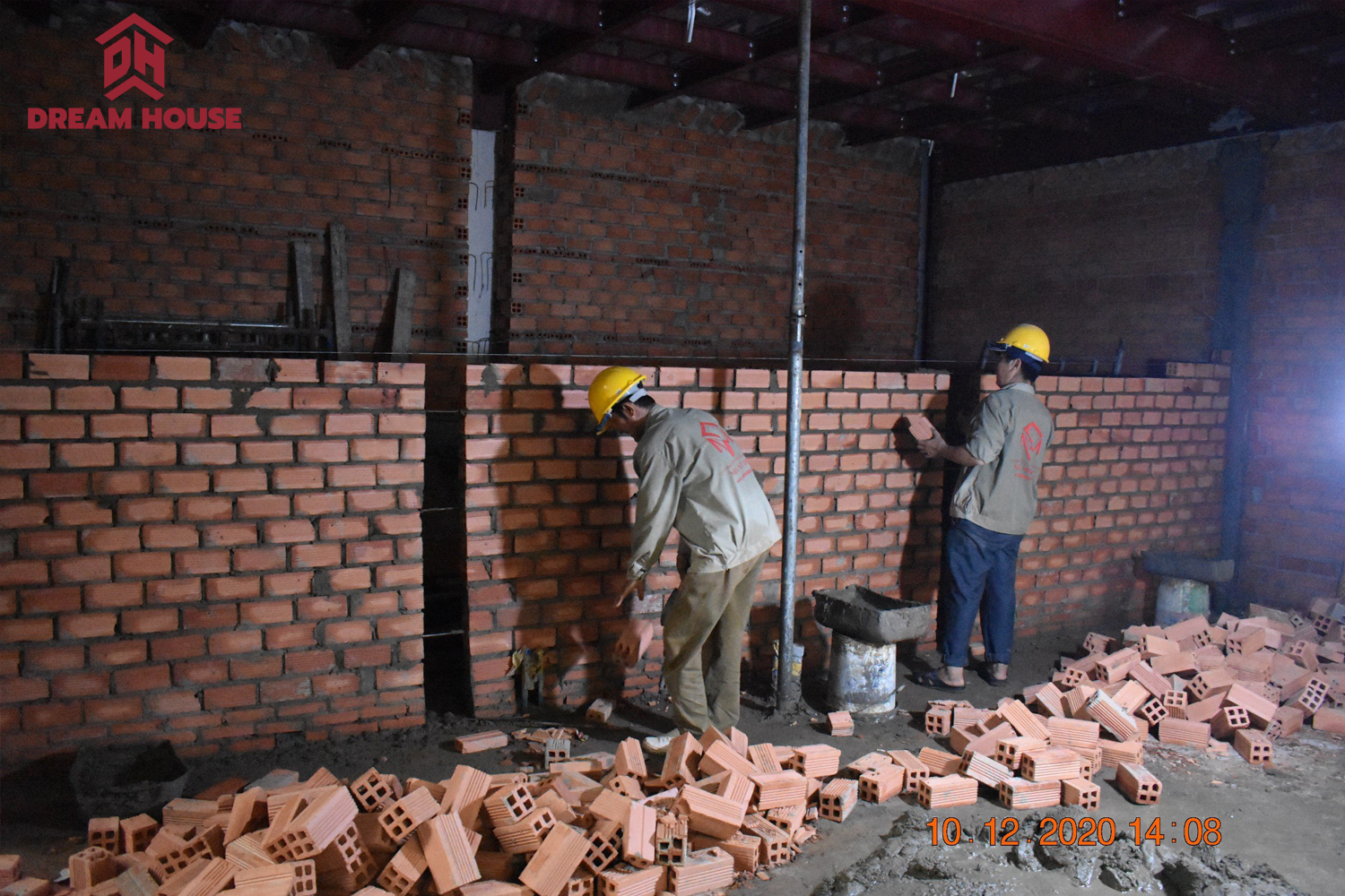 thi-congca-phe-the-coffee-house-171-pham-van-nghi-phu-myhung-q7-7.jpg